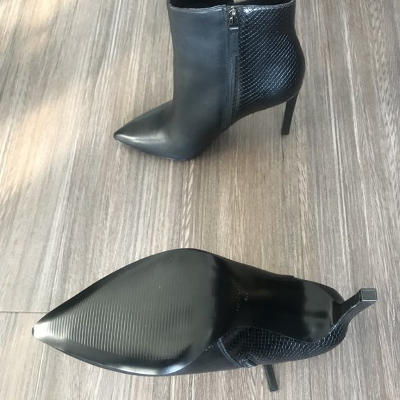Nine West Tomorrow Pointy Toe Leather booties - Picture 7 of 9